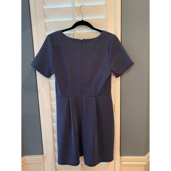 Blue pattern dress - Picture 2 of 2